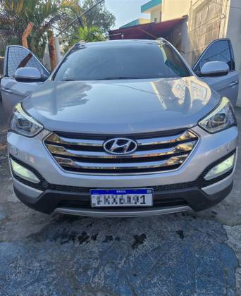 HYUNDAI SANTA FÉ 3.3 MPFI 4X4 7 LUGARES V6 270CV GASOLINA 4P AUTOMÁTICO HYUNDAI SANTA FÉ 3.3 MPFI 4X4 7 LUGARES V6 270CV GASOLINA 4P AUTOMÁTICO